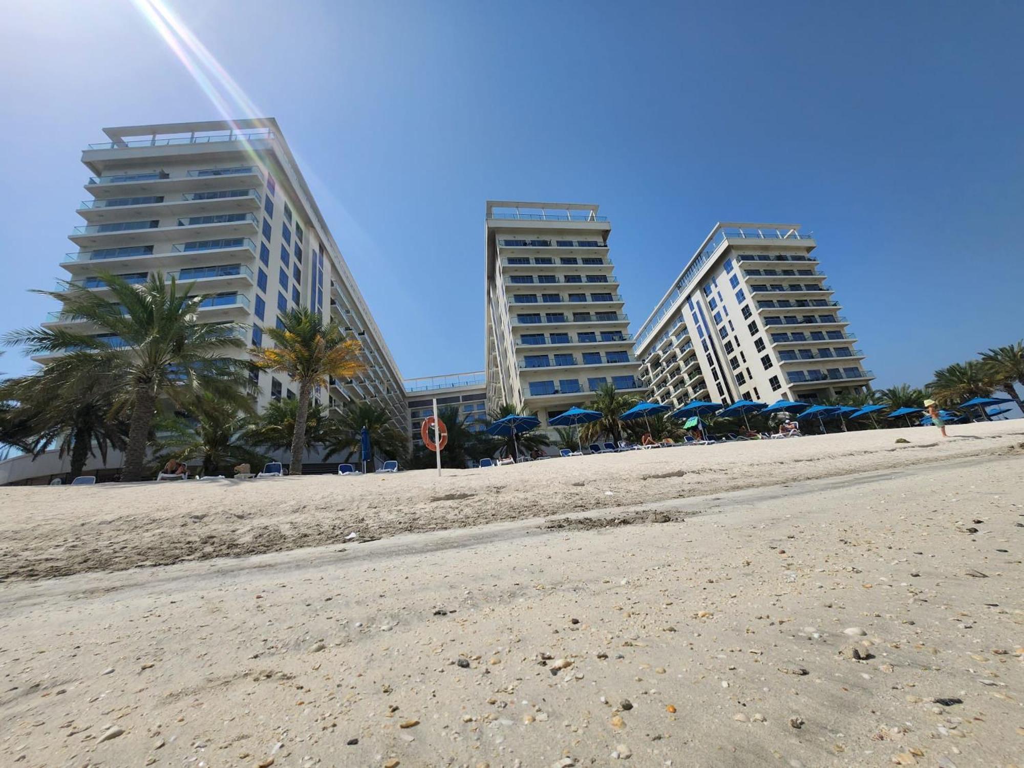 Marjan Island Beautiful Apartment Sea Side View Beach Luxury Rooms Ras Al Khaimah Uae Экстерьер фото